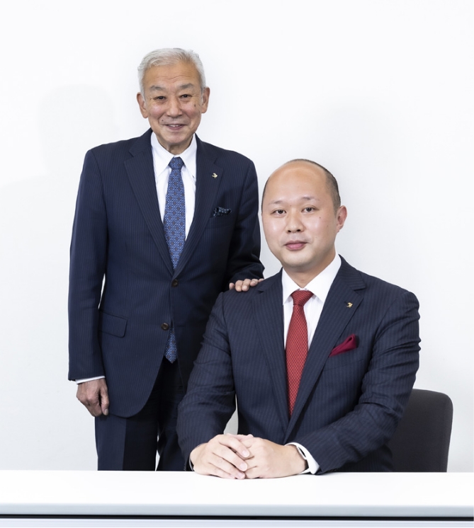 Cairperson Yasuhiko Kunimine&President Daisuke Seto